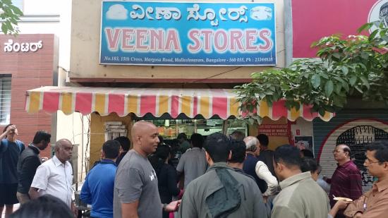 top-14-breakfast-places-in-bangalore-veena-stores-1