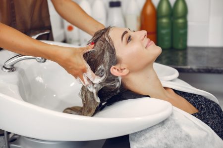 What Actually Separates a Luxury Salon From a Standard One